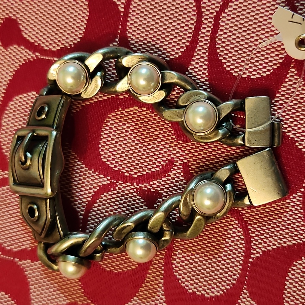 Coach Bracelet - Picture 12 of 12